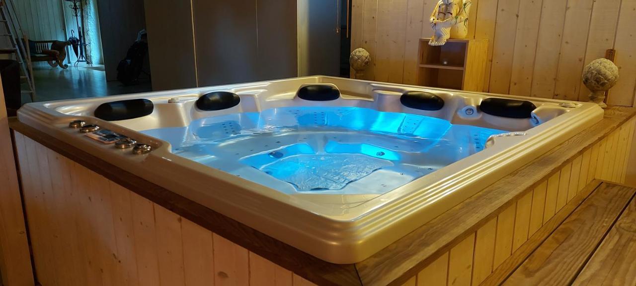 Le Mas De Rigoulac Chambre Zen Spa Sur Reservation Bouyssounouse Exterior foto